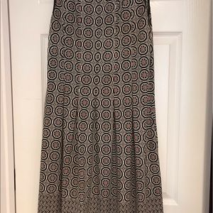 Black and white sleeveless Summer dress